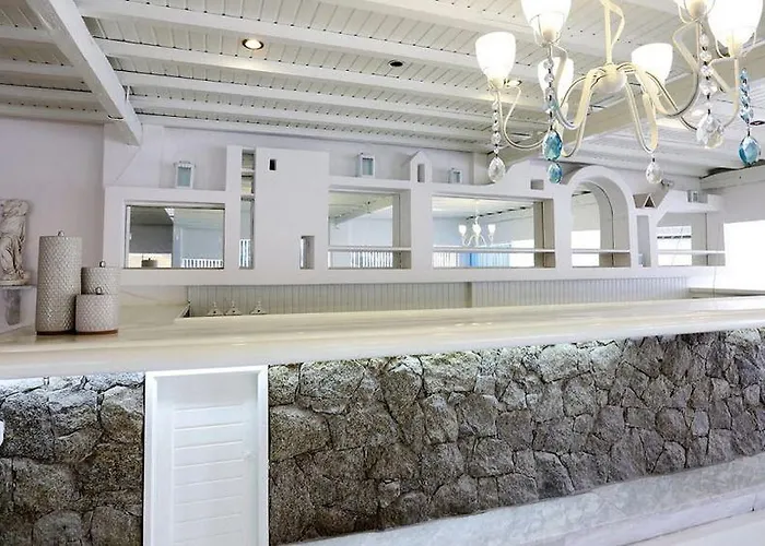 Aphrodite & 4* Kalafatis