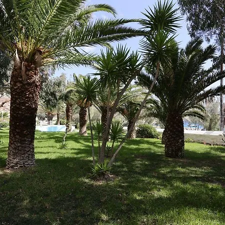 Aphrodite & Отель Калафатис