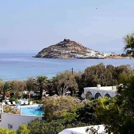 Aphrodite & Hotell 4*