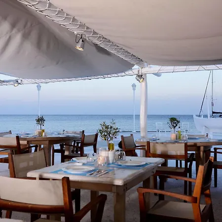 Aphrodite & Hotell 4*